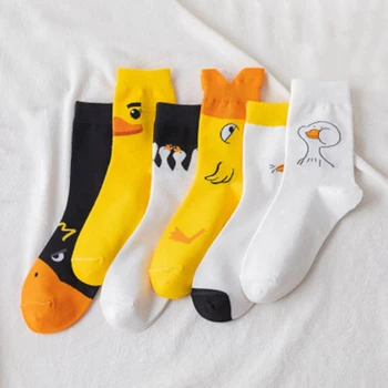 Носки Kawaii 2022, Носки с японской мультяшной уткой, Модные женские носки, 1 Пара Хлопчатобумажных носков, Забавные носки, белые и черные кальцетины